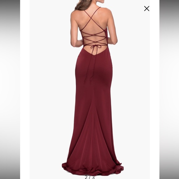 Elegant Burgundy Ruffled Prom Dress - Picture 2 of 3